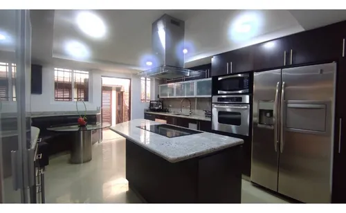 Casa En Venta: La Lagunita.