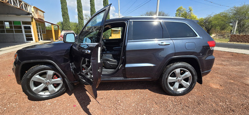 Jeep Grand Cherokee 5.7 Limited Premium V8 4x2 Mt