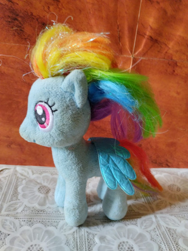 Muñeca De Peluche My Little Pony Rainbow Dash Hasbro (Usado)
