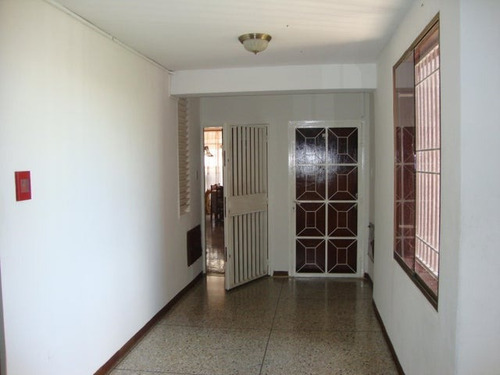 Imagen 6 de 30 de Apartamento En Venta Zona Este De Barquisimeto Lara 23-23678 // Invierta Seguro Con Rentahouse//
