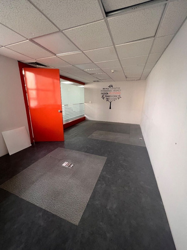 Renta Oficina 300m2 - Acondicionada - Lomas De Chapultepec, Miguel Hidalgo