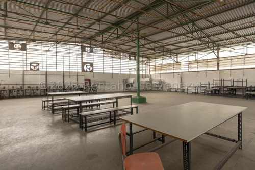 Venta De Edificio Industrial En San Martín