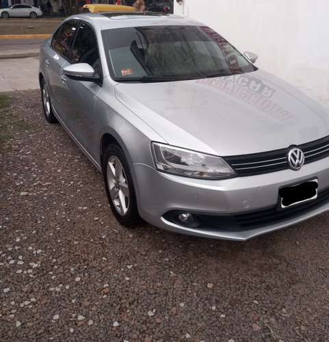 Volkswagen Vento 2.0 Luxury I 140cv