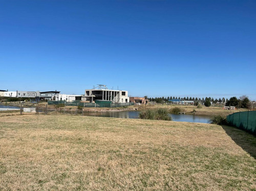 Lote En Venta El Canton Barrio Islas A Laguna
