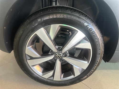 Volkswagen Taigun 1.0 Tsi Comfortline At