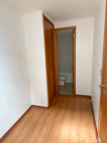 Hermoso Y Amplio Departamento, Excelente Sector (4d / 4b)