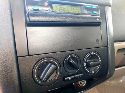 Imagem 12 de 16 de Volkswagen Delivery 8.160 Bau 2017