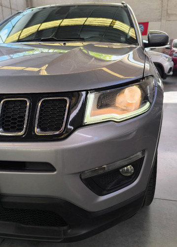 Jeep Compass 2.4 Sport
