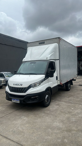 Iveco Daily 35.150 Cs 2021 Baú