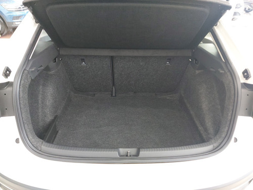 Imagen 21 de 22 de Volkswagen Nivus Trendline 170tsi Manual