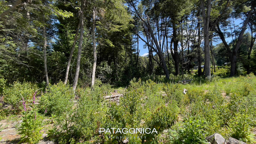 Venta Lote De 1506m2 Con Planos Aprobados De 160m2. Altos De Manzano Villa La Angostura