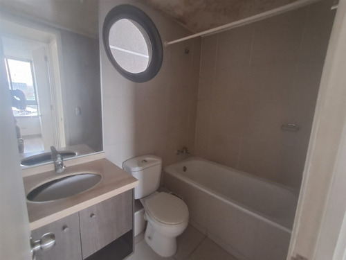 Departamento En Venta De 2 Dorm. En Estación Central