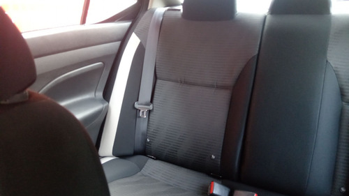 Nissan Versa 1.6 Advance Mt