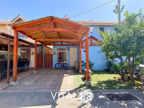 Casa En Venta De 3 Dormitorios Y 1 Baño En Puente Alto