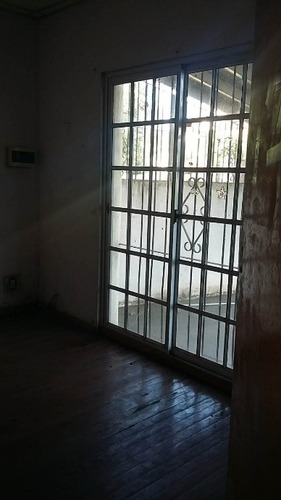 Imagen 4 de 14 de Chalet Ph De 3 Ambiente En Venta - Moron Centro