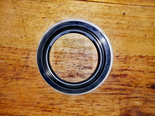 Imagen 2 de 3 de Estopera Del Piñón Para Gm Tahoe Avalanche Silverado