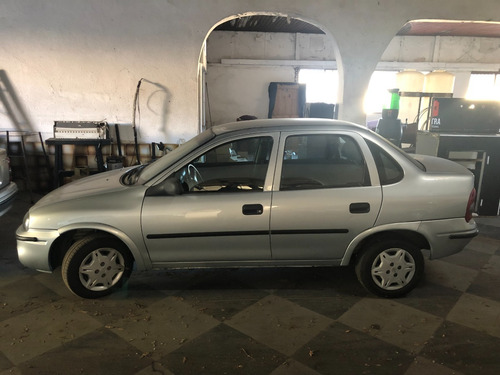 Chevrolet Corsa Classic 1.6 Nafta