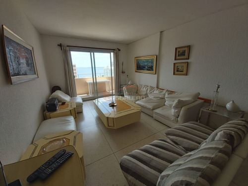 Imagen 3 de 30 de Apartamento En Venta Y Venta En Punta Del Este, Península, Céntrico, Piso Alto Con Muy Linda Vista Despejada