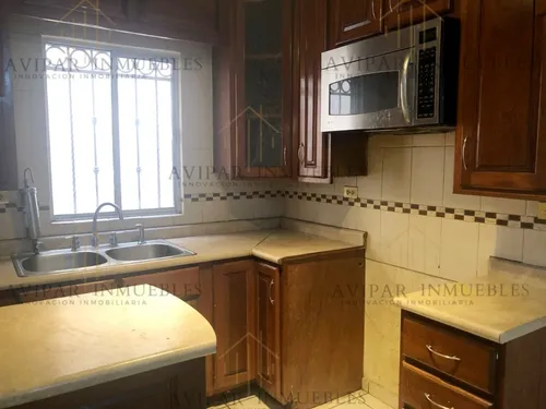 Casa En Venta En Puerta Real Residencial Iii, Hermosillo, Sonora Cgc166