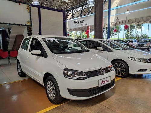 Imagem 10 de 15 de Volkswagen Fox 1.0 Mi Bluemotion 8v