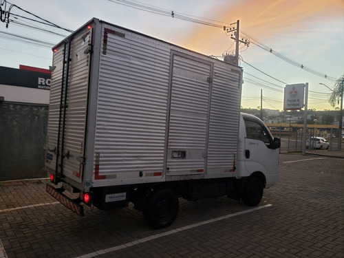 Kia Bongo 2011 2.5 Luxo 4x2 Rs Turbo C/ Carroceria 2p
