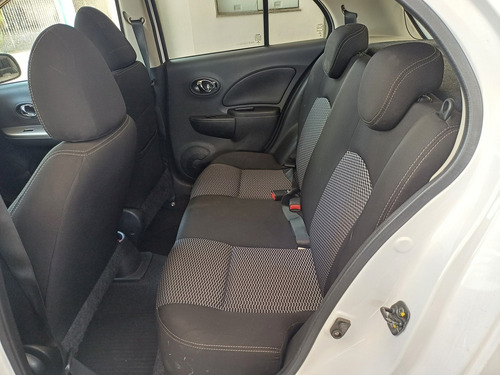 Nissan March 1.6 16v Sv 5p