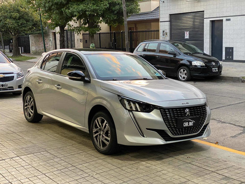 Peugeot 208 1.6 Feline Tiptronic /// 2020 - 8.000km