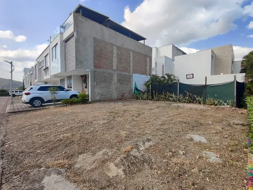 Lote En Venta En Los Patios. Cod V30166