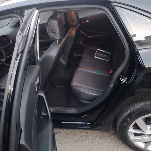 Volkswagen Jetta 1.4 250 Tsi Flex Aut. 4p