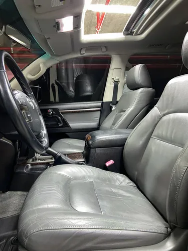 Toyota Land Cruiser V8 VX LC200 IMPERIAL 4X4 4.7 AT