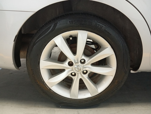 Nissan Versa 1.6 Advance Mt