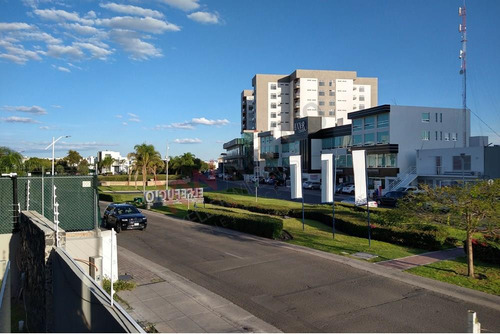 Departamento En Venta En El Refugio, Querétaro . Precio De Oportunidad¡¡¡