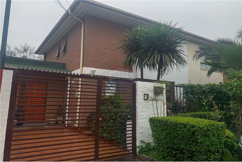 Imagen 2 de 29 de Hermosa Casa De 3d/3b En Comuna De Maipú