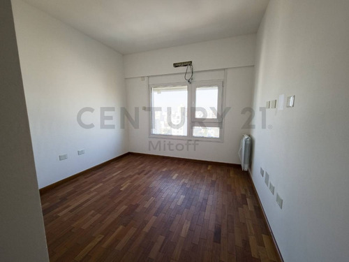 Imagen 19 de 29 de Departamento De 3 Dormitorios En Venta En La Plata.