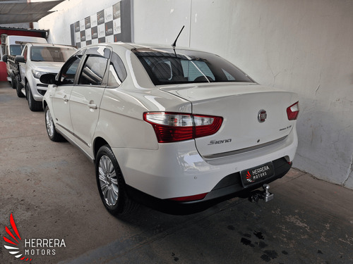Fiat Grand Siena 1.6 16v Essence Flex Dualogic 4p