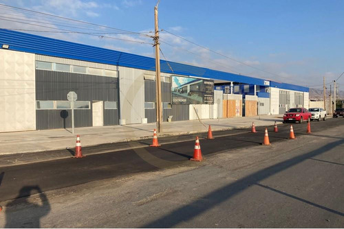 Arriendo De Bodegas Con Oficinas