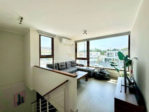 Impecable Casa En Venta 3d 3b Santa Elena