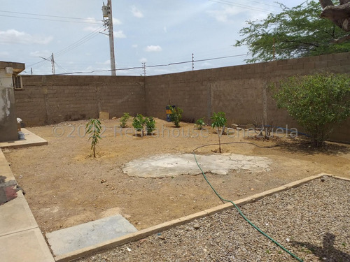 Imagen 15 de 15 de Hermosa Casa En Venta Ubicada Al Este De La Ciudad De Coro