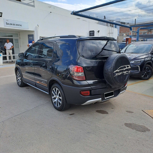 Imagen 4 de 17 de Chevrolet Spin Activ 1.8n M/t Gnc 2016