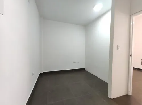 Local En Arriendo En La Riviera. Cod A17983