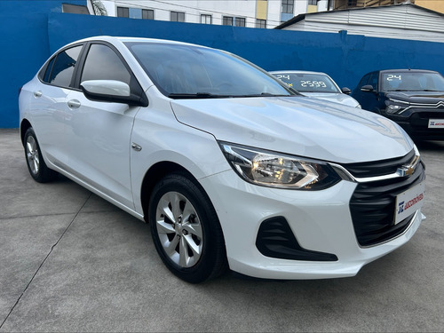 Chevrolet Onix plus 1.0 Lt 2 4P