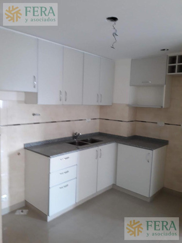 Imagen 6 de 10 de Venta De Departamento 2 Ambientes En Wilde ( 16727)
