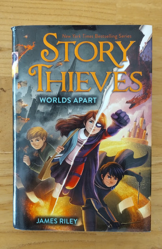 Libro Story Thieves Worlds Apart Book 5 