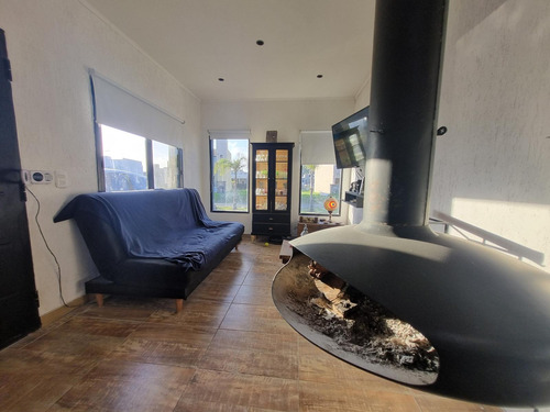 Casa En Venta, Barrio Vicente Federico I