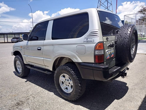 Imagen 5 de 16 de Toyota Meru