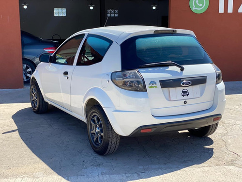 Ford Ka Fly Viral 2013