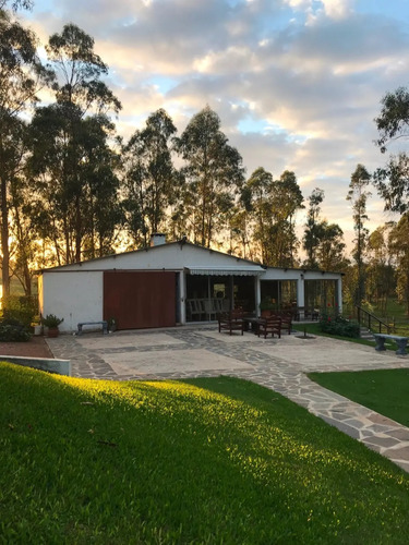 Venta De Casa De Campo En Canelones