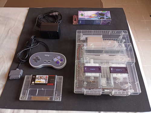 Super Nintendo (snes) Transparente Y Cartucho Con 82 Juegos