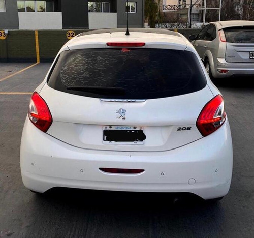 Peugeot 208 1.6 Feline 2013