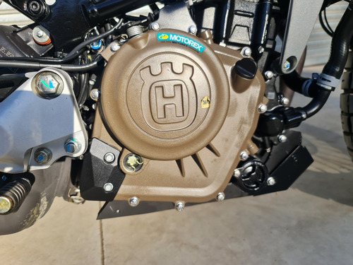 Imagen 6 de 13 de Husqvarna Svartpilen 401 Transferida